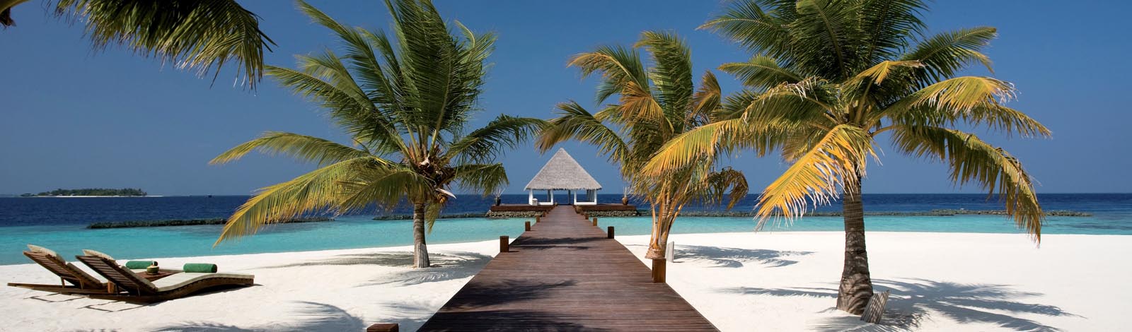 Coco Bodu Hithi Resort